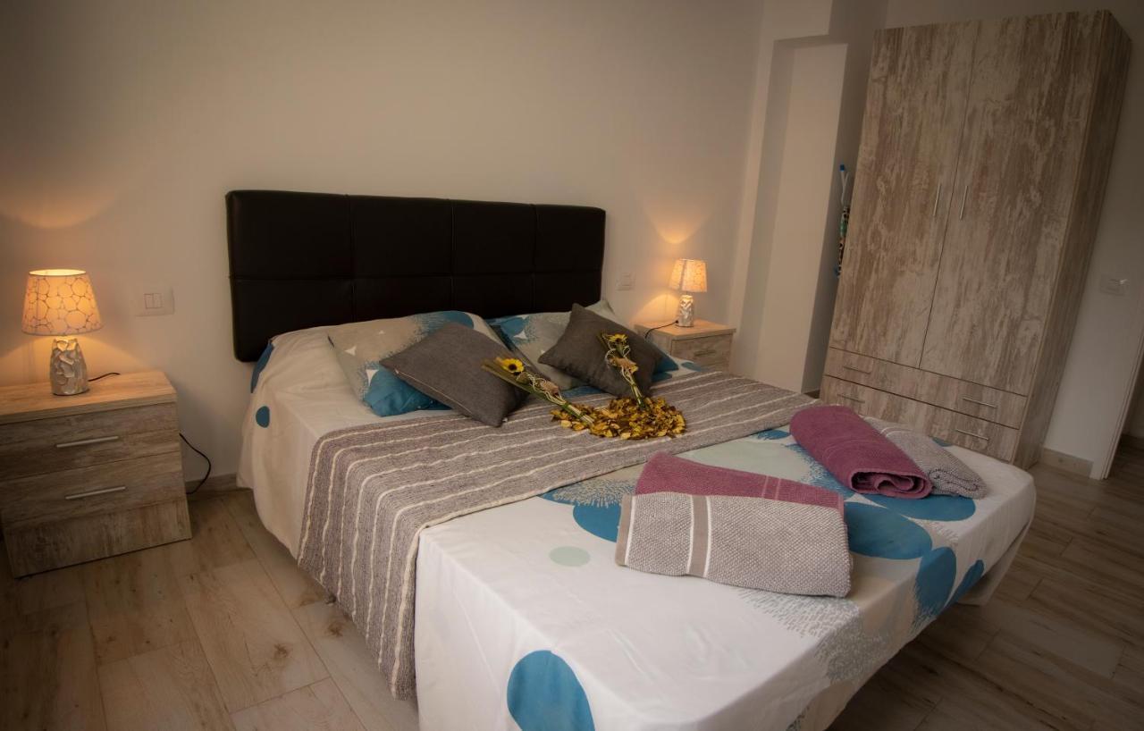 El Carmen Beach Apartment ลอส กริสเตียนอส ภายนอก รูปภาพ