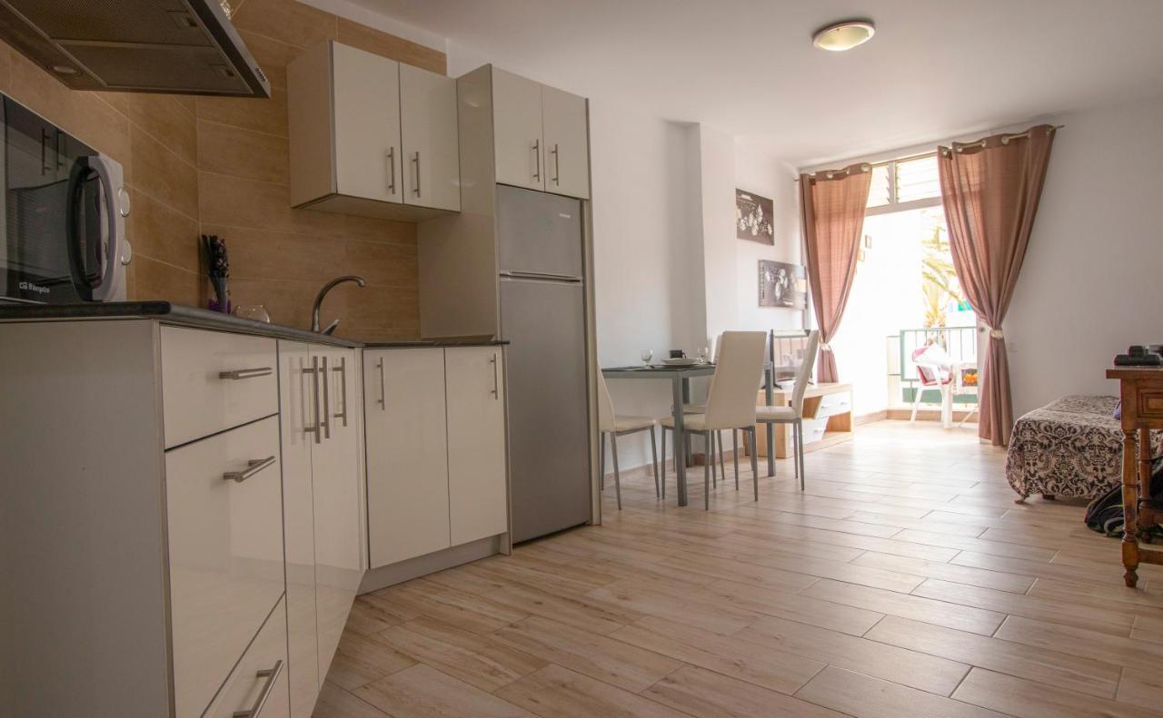 El Carmen Beach Apartment ลอส กริสเตียนอส ภายนอก รูปภาพ