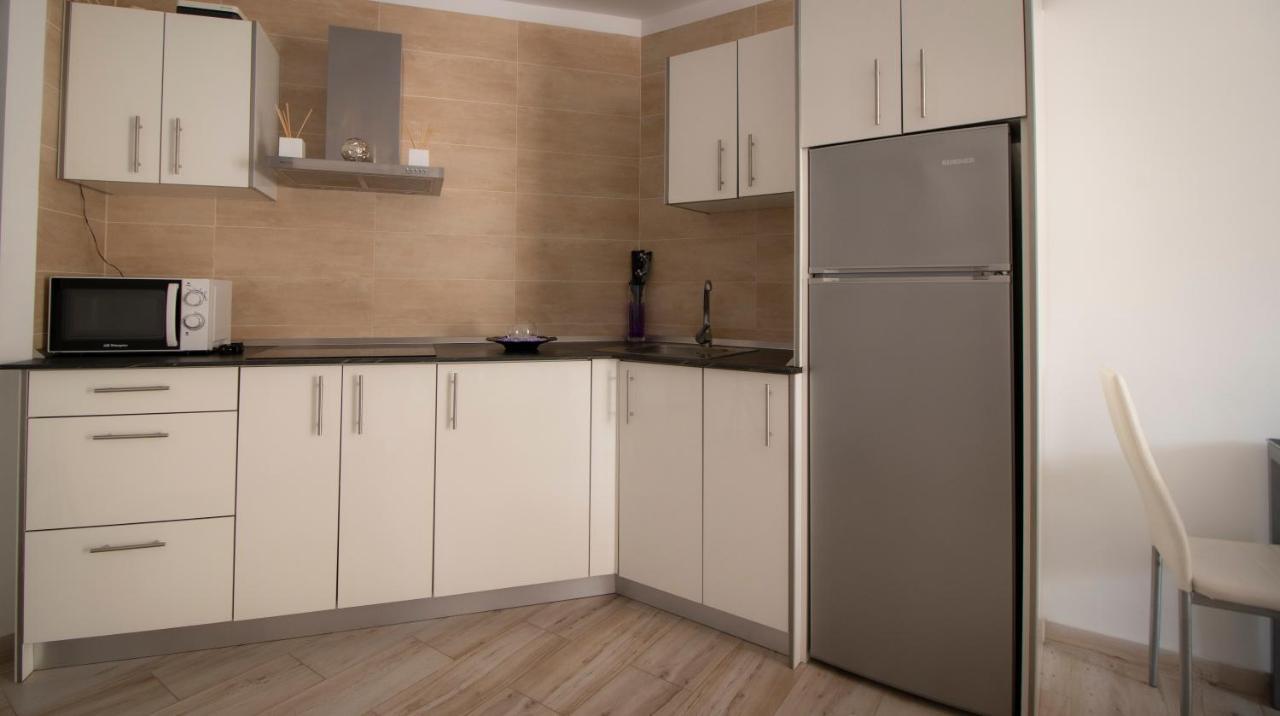 El Carmen Beach Apartment ลอส กริสเตียนอส ภายนอก รูปภาพ